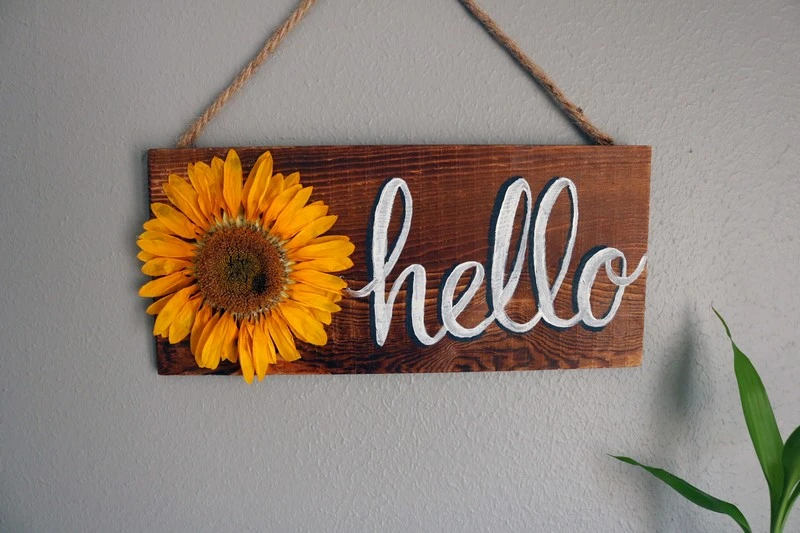 Sunflower welcome sign